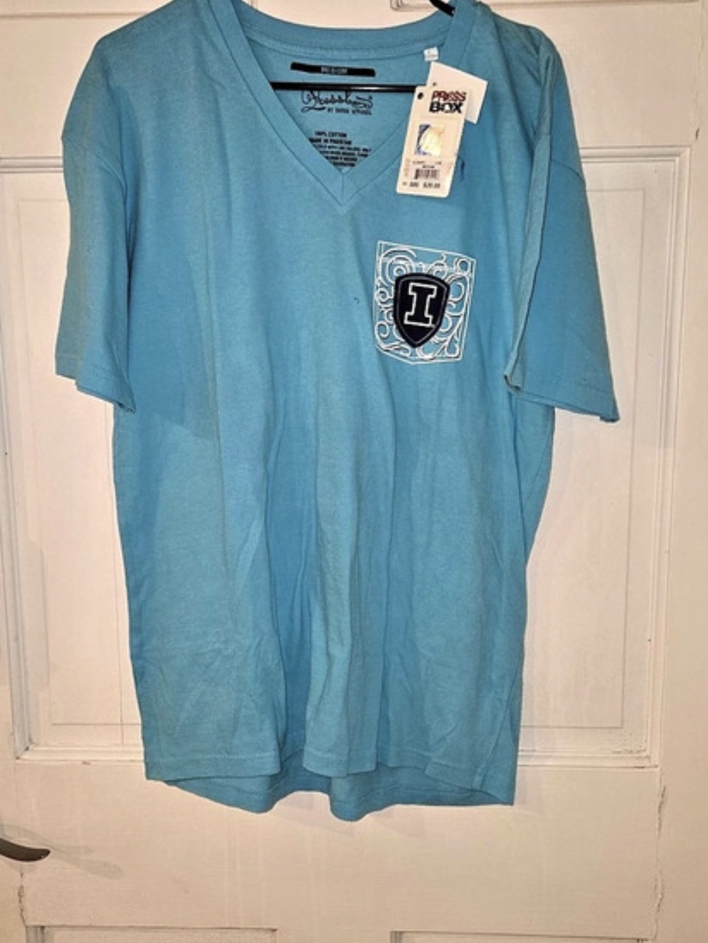 PressBox Graphic Tee in Blue Size Medium NWT